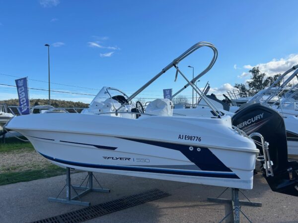 <strong>BENETEAU</strong></br>FLYER 550 OPEN