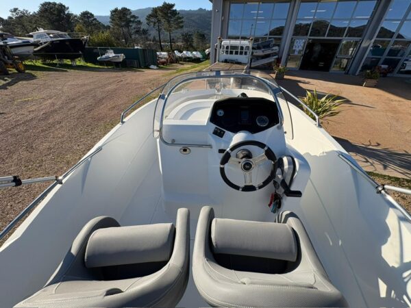 <strong>BENETEAU</strong></br>FLYER 550 OPEN – Image 6
