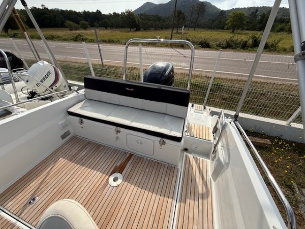 <strong>BENETEAU</strong></br>FLYER 6.6 SUNDECK – Image 5