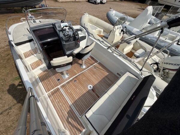 <strong>BENETEAU</strong></br>FLYER 6.6 SUNDECK – Image 7