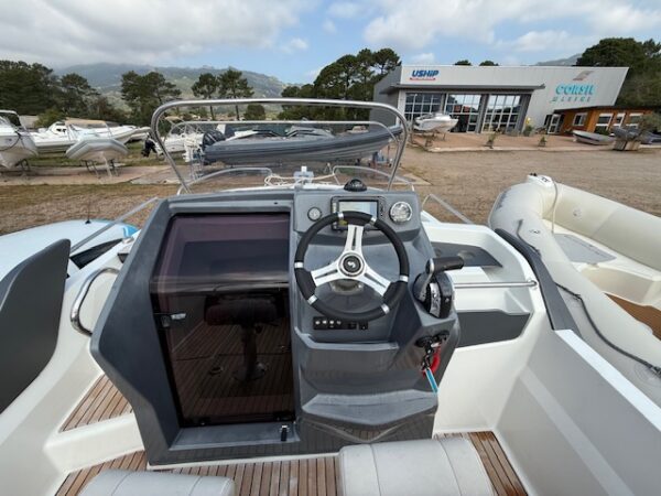 <strong>BENETEAU</strong></br>FLYER 6.6 SUNDECK – Image 9