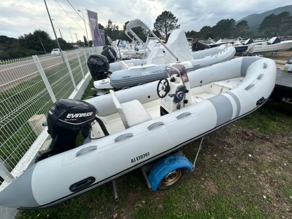 <strong>BOMBARD</strong></br>STARTER 520 – Image 2