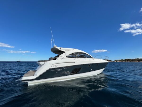 <strong>BENETEAU</strong></br>GRAN TURISMO 44 – Image 4