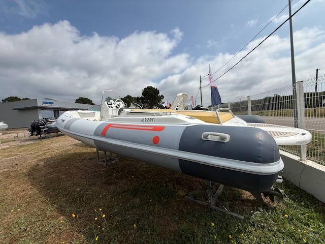<strong>PIRELLI</strong></br>770 – Image 4