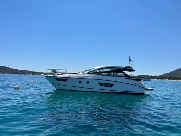 <strong>BENETEAU</strong></br>GRAN TURISMO 40 – Image 4