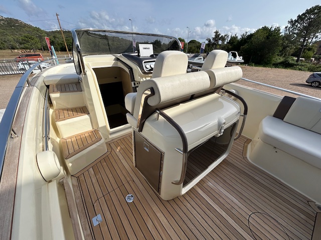 <strong>INVICTUS</strong></br>280 GT – Image 7