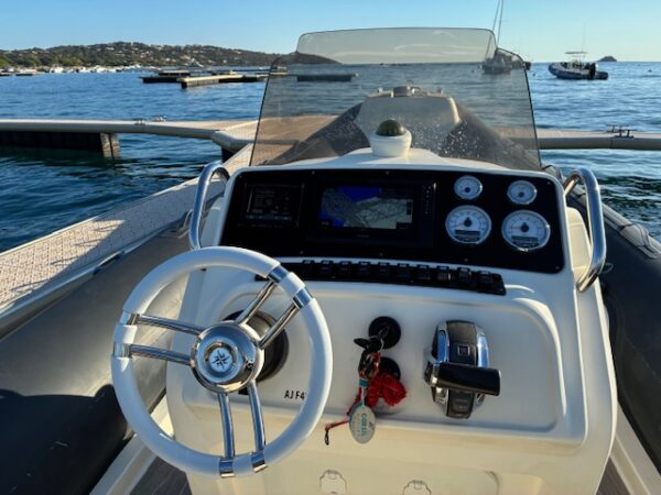 <strong>BLACKFIN</strong></br>ELEGANCE 8 – Image 8