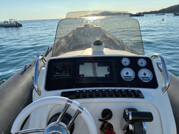 <strong>BLACKFIN</strong></br>ELEGANCE 8 – Image 9