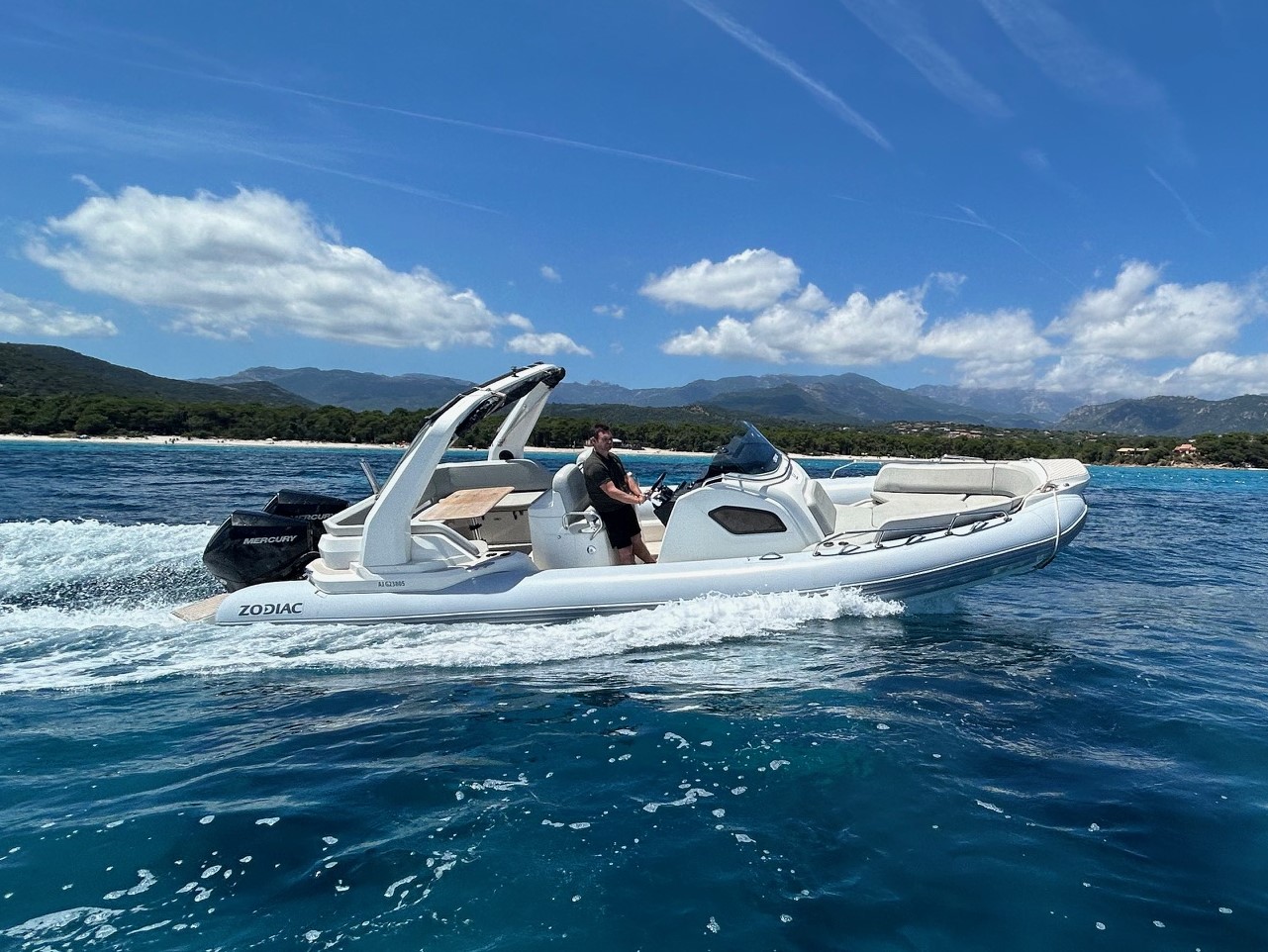 <strong>ZODIAC</strong></br>MEDLINE 9 – Image 2