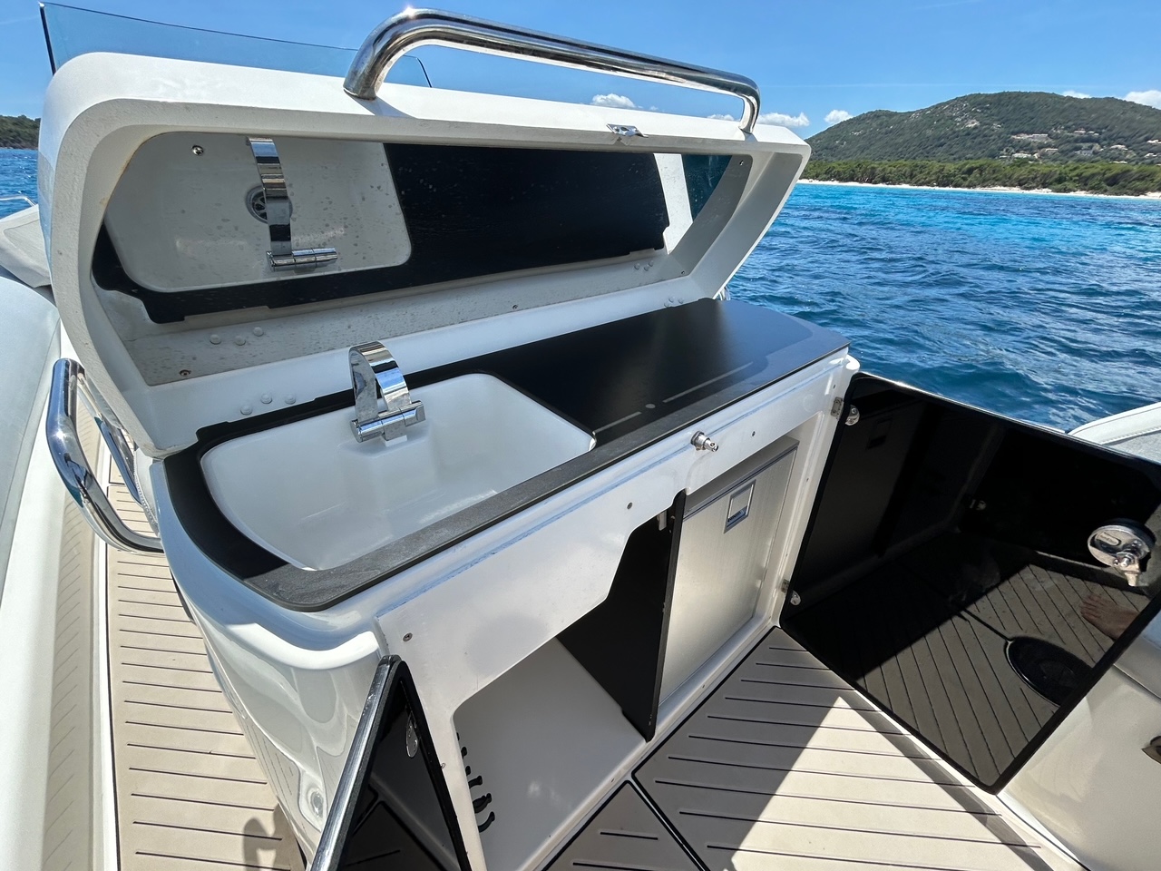 <strong>ZODIAC</strong></br>MEDLINE 9 – Image 6