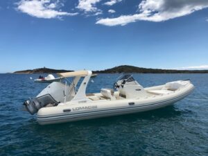 <strong>LOMAC</strong></br>790 TURISMO