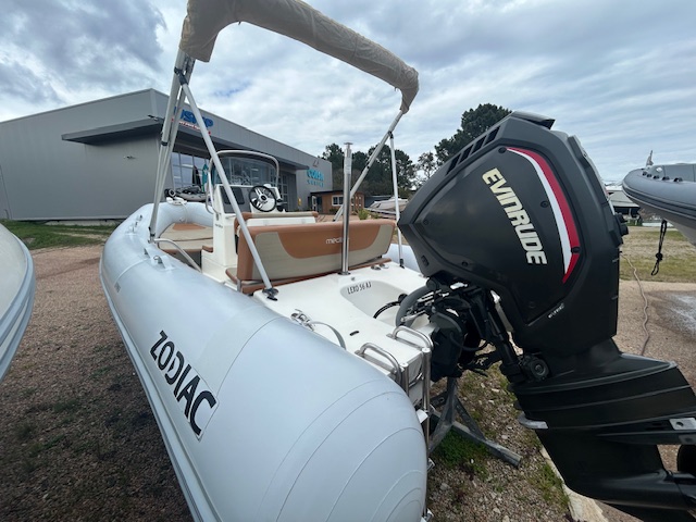 <strong>ZODIAC</strong></br>580 NEO LIMITED – Image 4