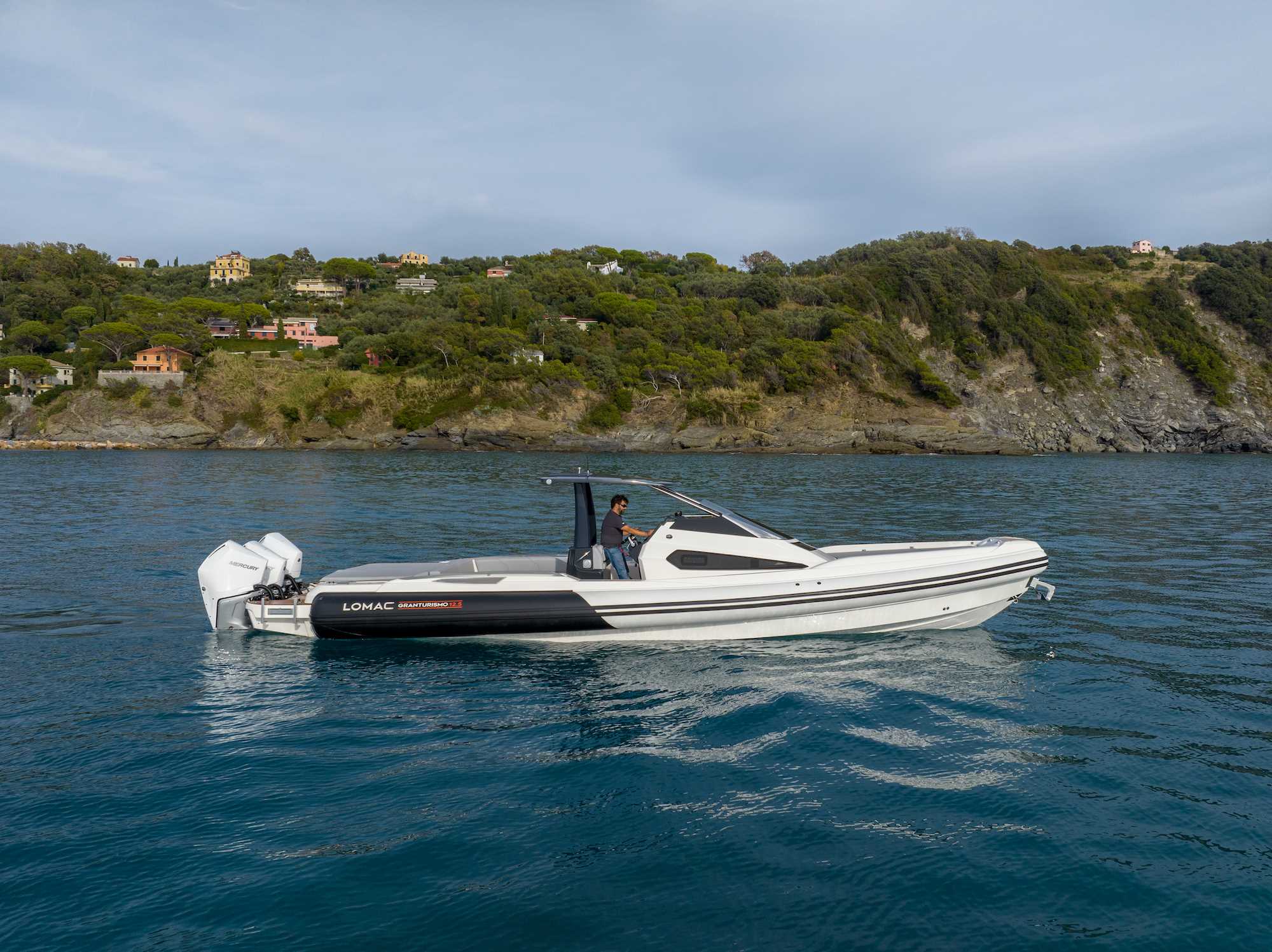 <strong>LOMAC</strong></br>GRANTURISMO 12.5 CRUISER – Image 2