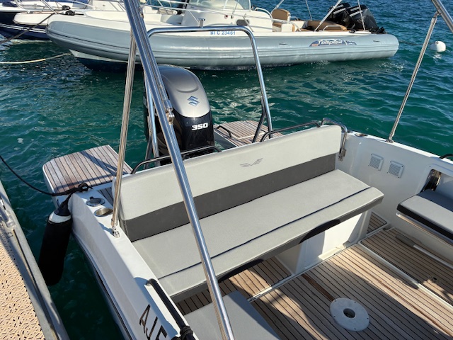 <strong>BENETEAU</strong></br>FLYER 8 SUNdeck – Image 6
