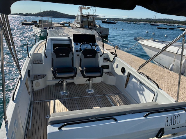 <strong>BENETEAU</strong></br>FLYER 8 SUNdeck – Image 8