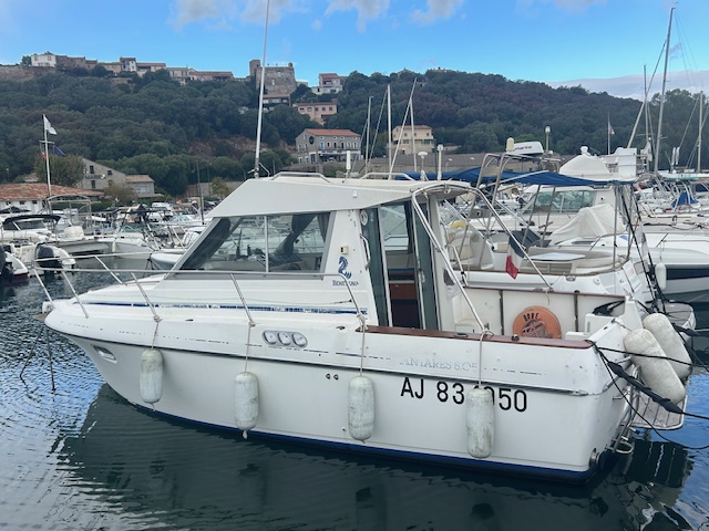 <strong>BENETEAU</strong></br>ANTARES 8.05