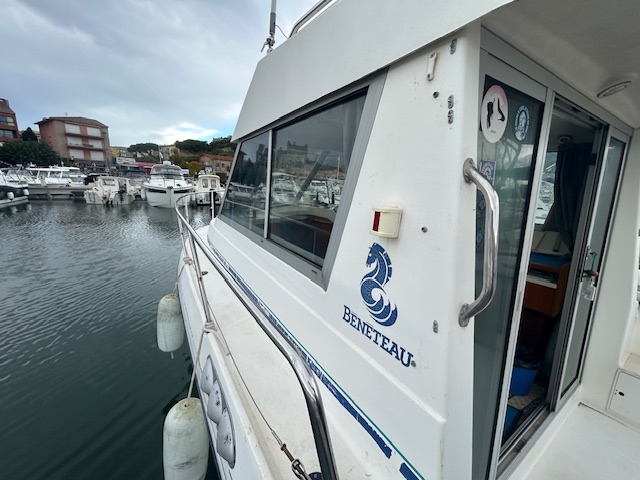 <strong>BENETEAU</strong></br>ANTARES 8.05 – Image 4