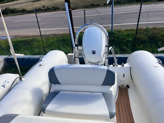 <strong>BOMBARD</strong></br>SUNRIDER 650 – Image 5