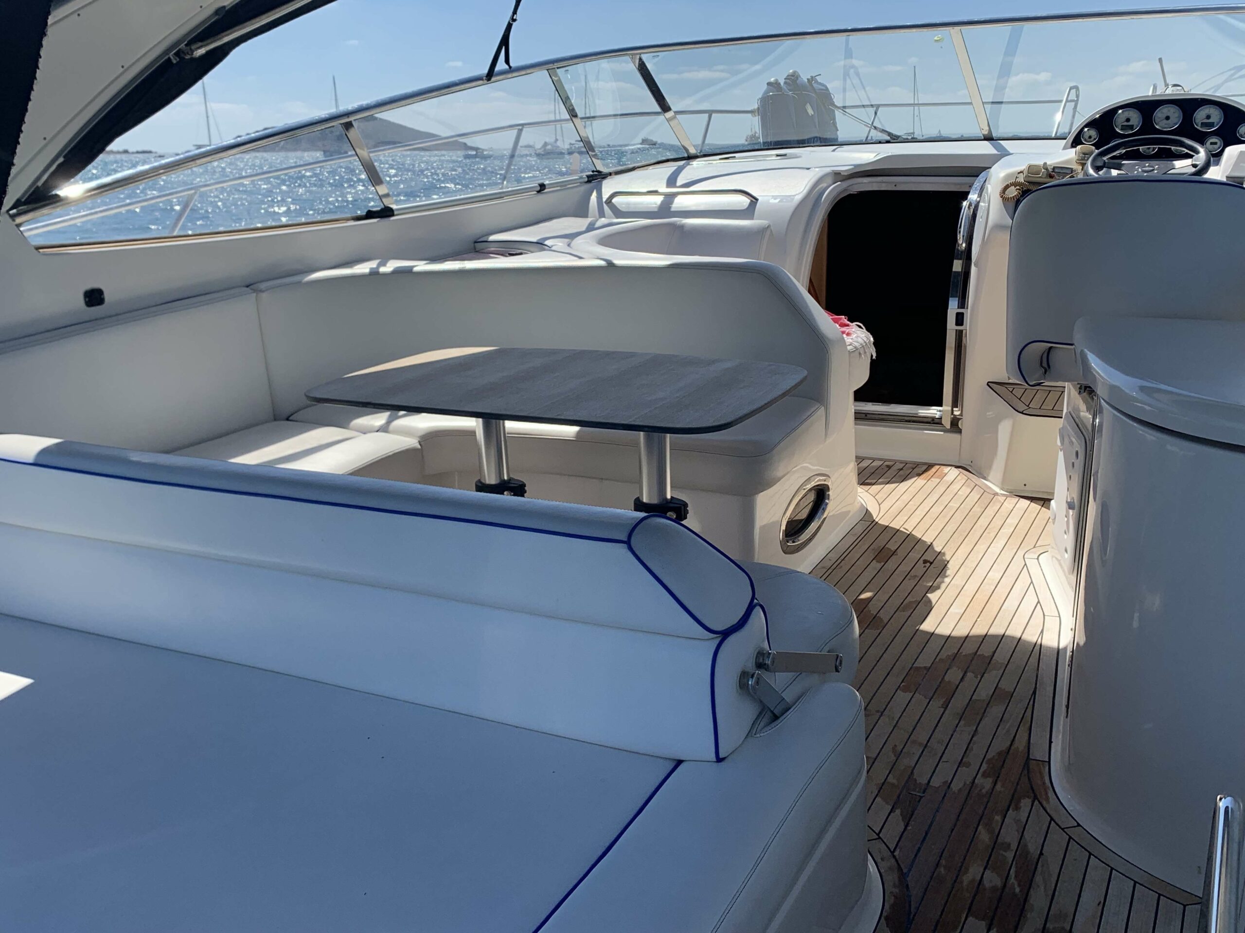 <strong>BAVARIA</strong></br>37 SPORT – Image 4