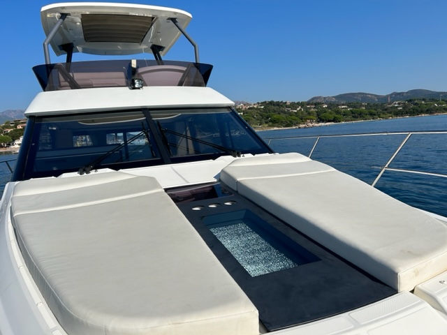 <strong>BENETEAU</strong></br>MONTE CARLO 52 – Image 4