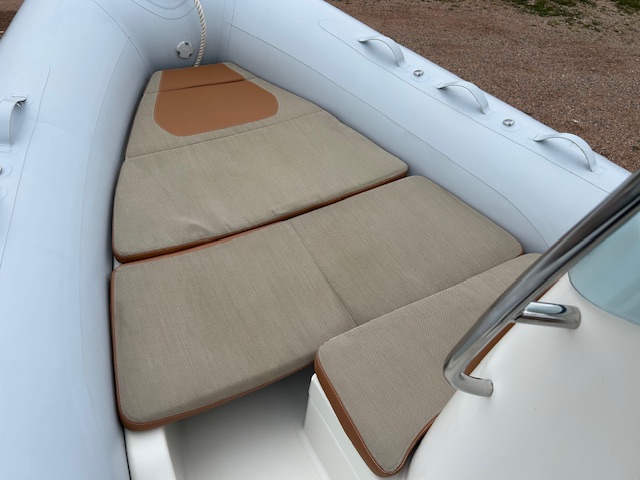 <strong>ZODIAC</strong></br>580 NEO LIMITED – Image 9