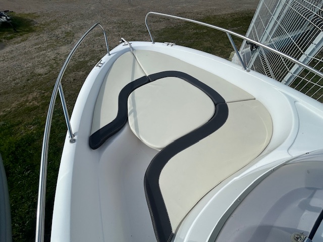 <strong>B2 MARINE</strong></br>CAP FERRET 522 OPEN – Image 6