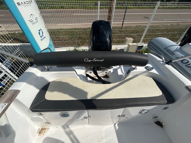 <strong>B2 MARINE</strong></br>CAP FERRET 522 OPEN – Image 9