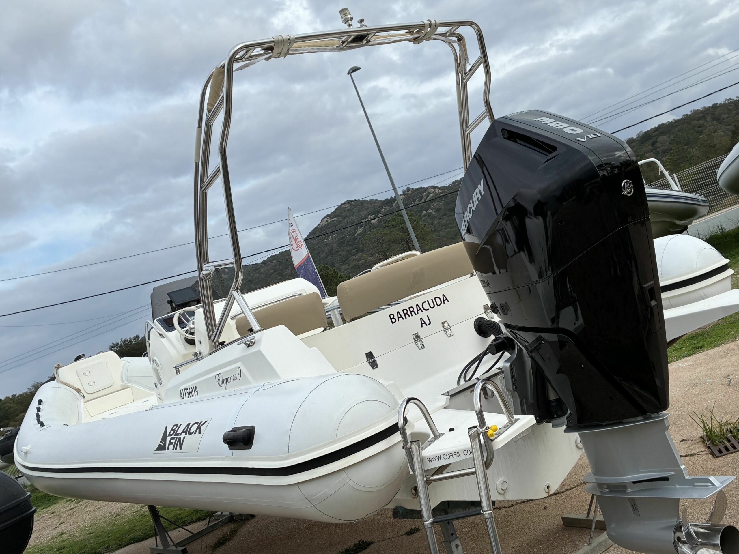 <strong>BLACKFIN</strong></br>ELEGANCE 9 – Image 2