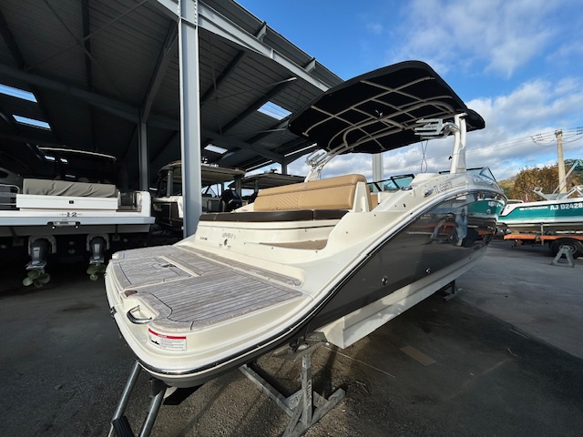 <strong>SEA RAY</strong></br>270 SDX – Image 3