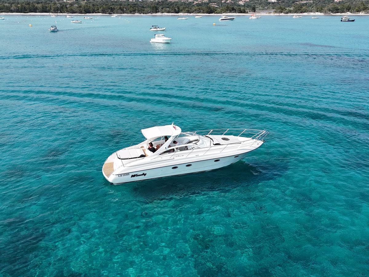 <strong>WINDY</strong></br>40 BORA – Image 3