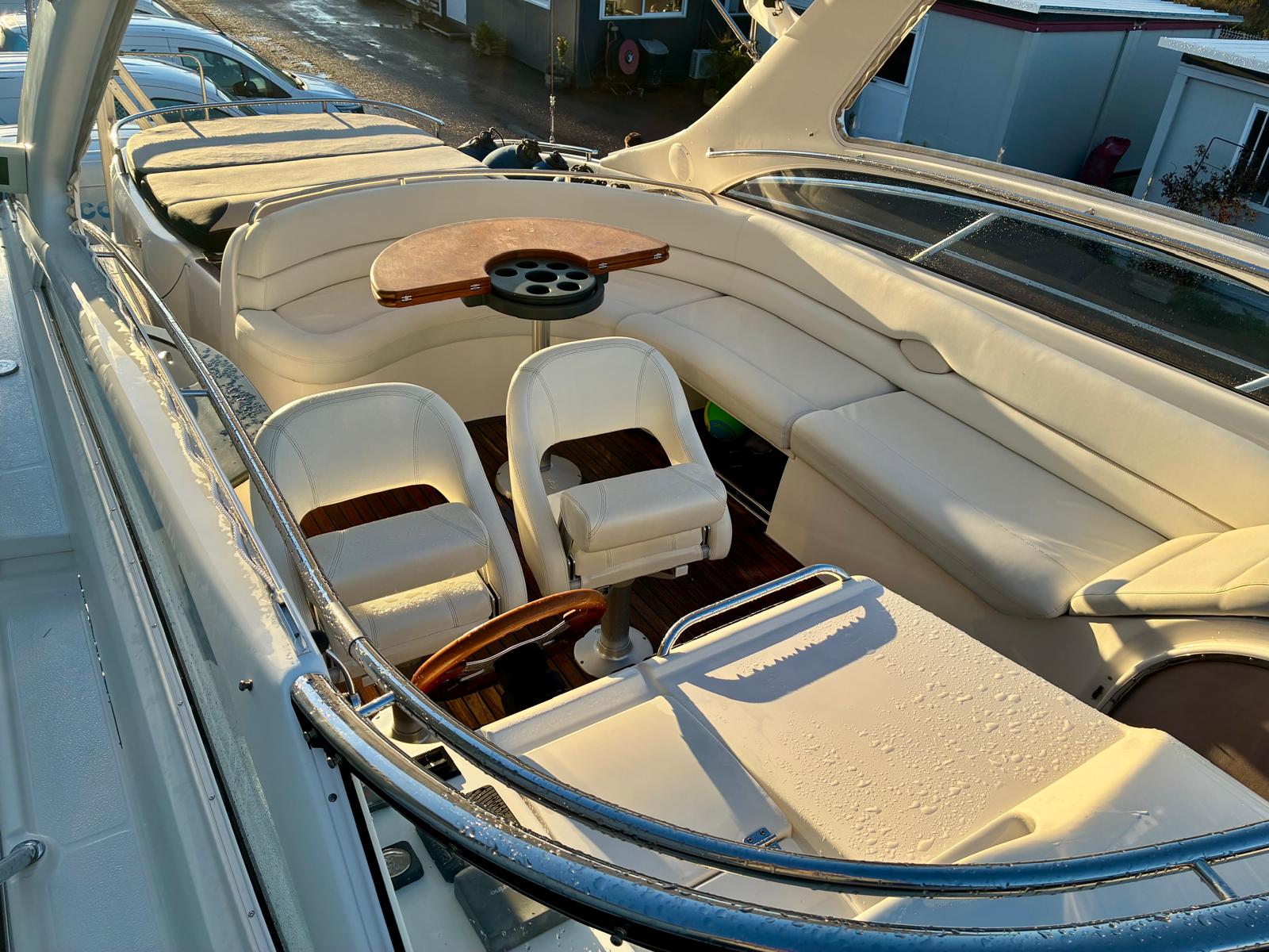 <strong>WINDY</strong></br>40 BORA – Image 8