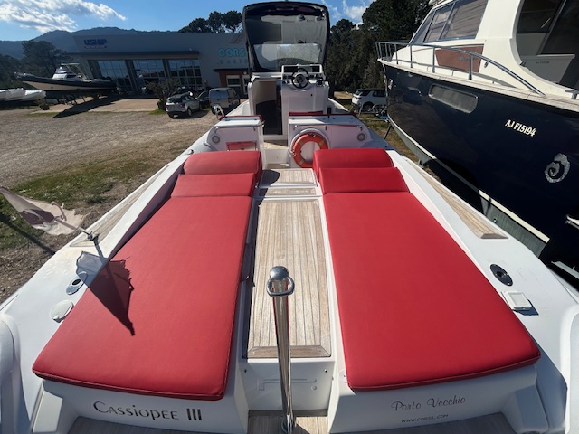 <strong>PIRELLI</strong></br>PZERO 1100 CABIN – Image 6