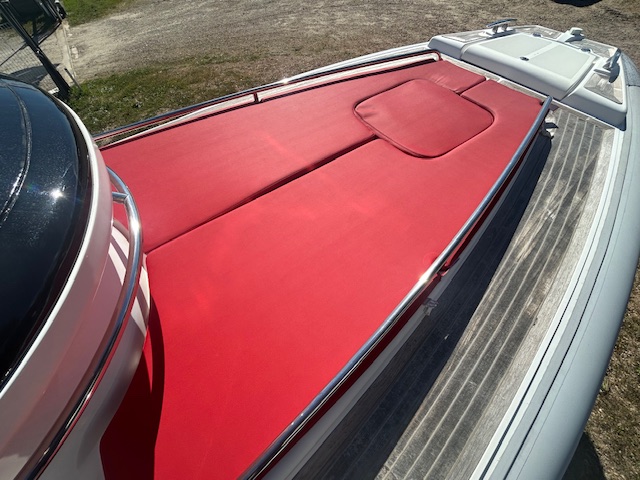 <strong>PIRELLI</strong></br>PZERO 1100 CABIN – Image 9