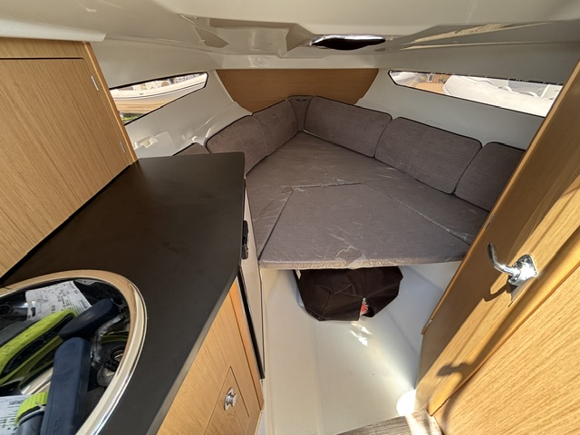 <strong>BENETEAU</strong></br>FLYER 8 SUNdeck – Image 10