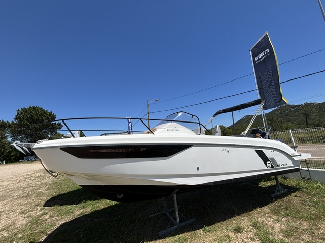 <strong>BENETEAU</strong></br>FLYER 8 SUNdeck – Image 3