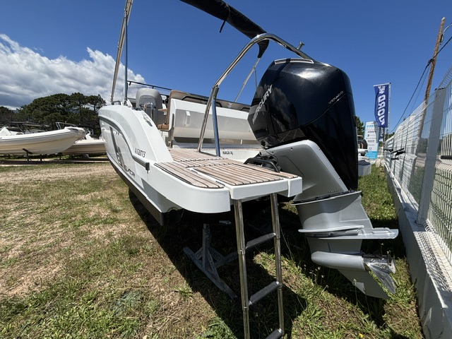 <strong>BENETEAU</strong></br>FLYER 8 SUNdeck – Image 4
