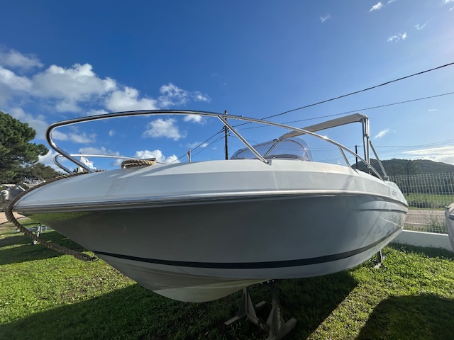 <strong>BENETEAU</strong></br>FLYER 650 SUN DECK – Image 3