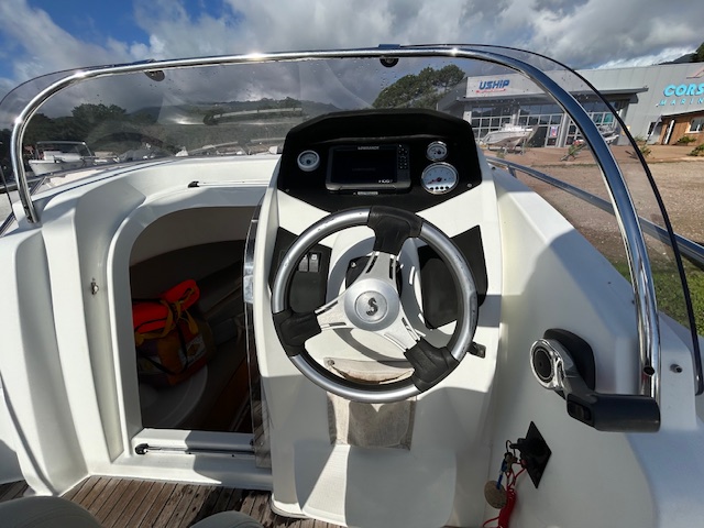 <strong>BENETEAU</strong></br>FLYER 650 SUN DECK – Image 7