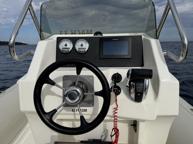 <strong>LOMAC</strong></br>710 IN – Image 9