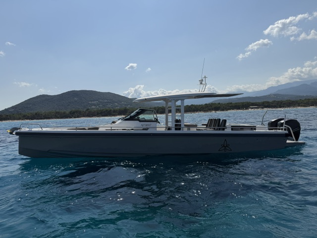 <strong>AXOPAR</strong></br>37 T-TOP – Image 4