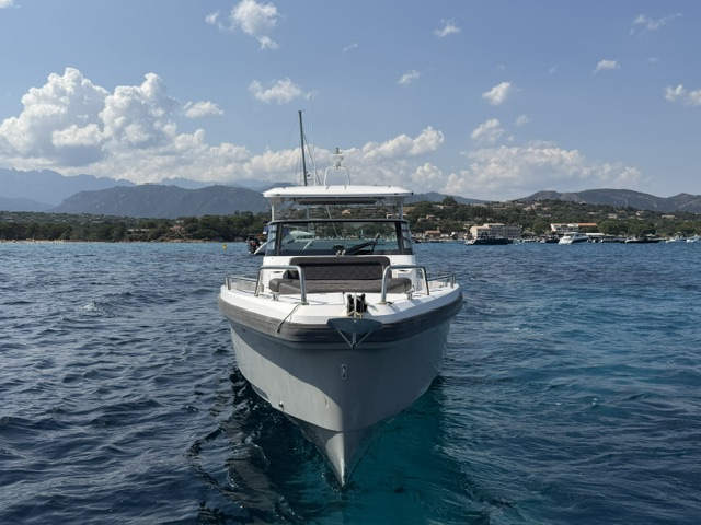 <strong>AXOPAR</strong></br>37 T-TOP – Image 5
